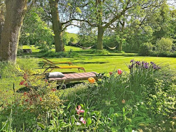Grande maison paisible sur 1,5 Ha avec piscine