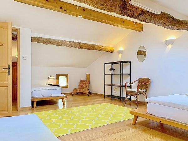 Grande maison paisible sur 1,5 Ha avec piscine