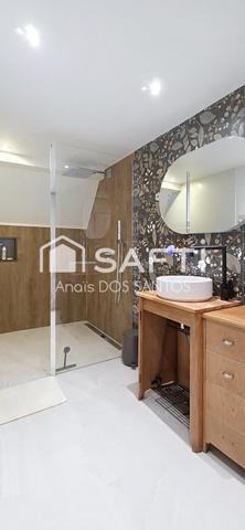 Maison 7 pièces – 156 m² habitables – Terrasse plein sud – Stationnements – Au calme en seconde ligne