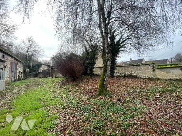 Longère à rénover avec jardin