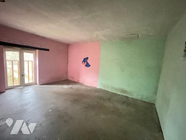 Longère à rénover avec jardin