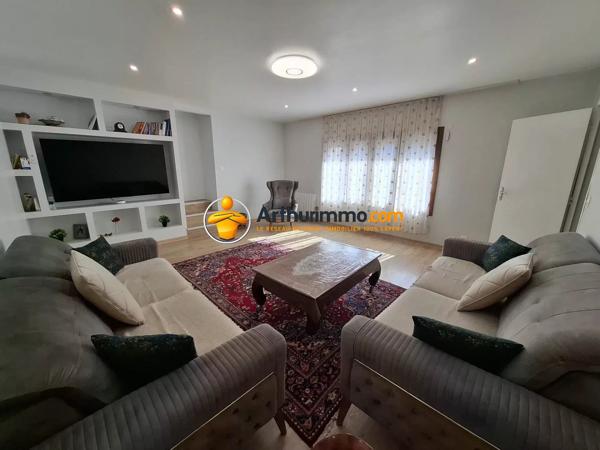 Vente                                                      Maison
                        
                     7 pièces                      225 m2                     à Coulommiers