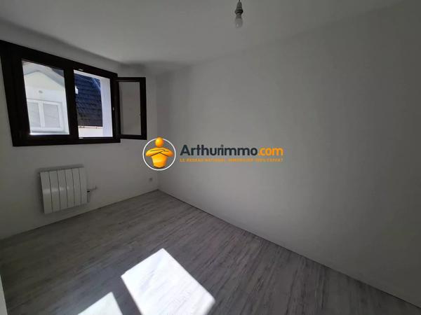 Vente                                                      Maison
                        
                     7 pièces                      225 m2                     à Coulommiers