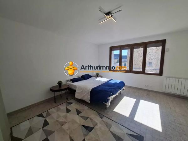 Vente                                                      Maison
                        
                     7 pièces                      225 m2                     à Coulommiers