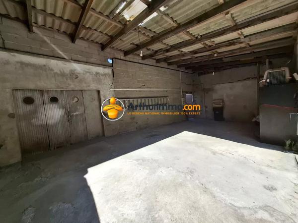 Vente                                                      Maison
                        
                     7 pièces                      225 m2                     à Coulommiers