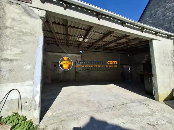 Vente                                                      Maison
                        
                     7 pièces                      225 m2                     à Coulommiers
