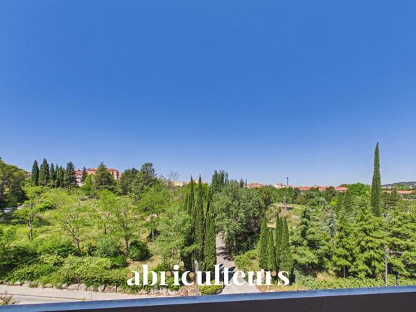 RARE: Charmant appartement de 85m² avec vue dégagée et terrasse de 31,78m² Jas de Bouffan Aix-en-Provence