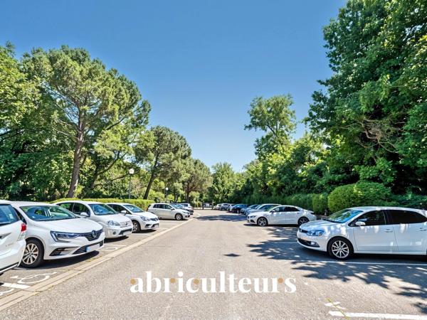 RARE: Charmant appartement de 85m² avec vue dégagée et terrasse de 31,78m² Jas de Bouffan Aix-en-Provence