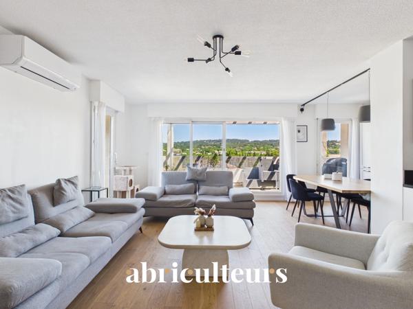 RARE: Charmant appartement de 85m² avec vue dégagée et terrasse de 31,78m² Jas de Bouffan Aix-en-Provence