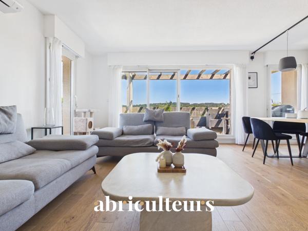 RARE: Charmant appartement de 85m² avec vue dégagée et terrasse de 31,78m² Jas de Bouffan Aix-en-Provence