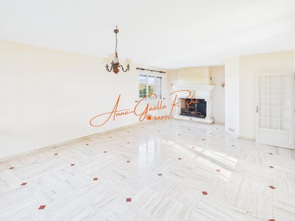 Maison Individuelle de 119 m² avec  Hangar de 146 m²