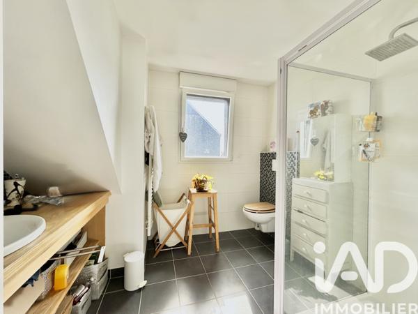 Maison à vendre 6 pièces 122 m² Séné