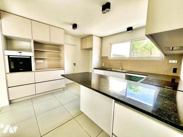 Bouchemaine – Élégante maison contemporaine en ossature bois