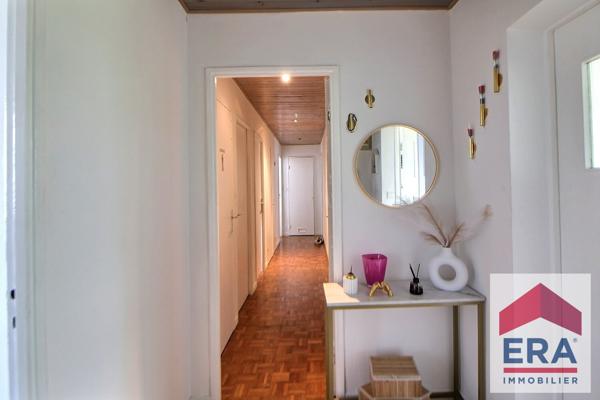 Appartement Pierrelatte 5 pièce(s) 99 m2