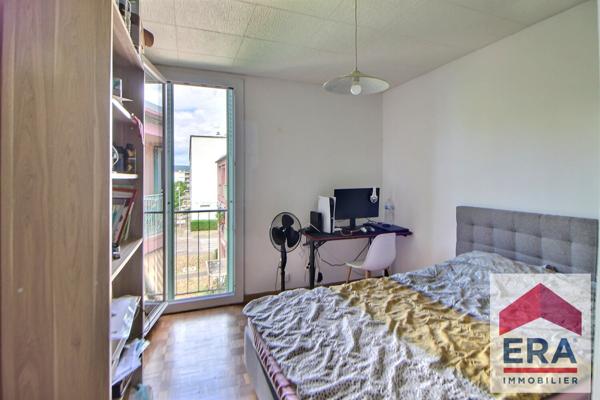 Appartement Pierrelatte 5 pièce(s) 99 m2