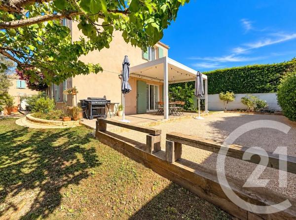 Maison à vendre  4 pièces - 89,99 m 2   MARSEILLE  - 13013