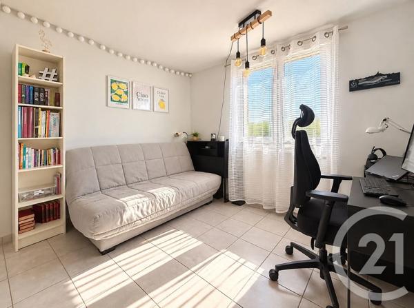 Maison à vendre  4 pièces - 89,99 m 2   MARSEILLE  - 13013