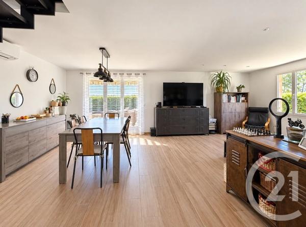 Maison à vendre  4 pièces - 89,99 m 2   MARSEILLE  - 13013