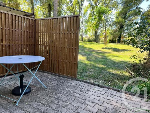 Appartement Studio Cabine à vendre  2 pièces - 27 m 2   ARLES  - 13