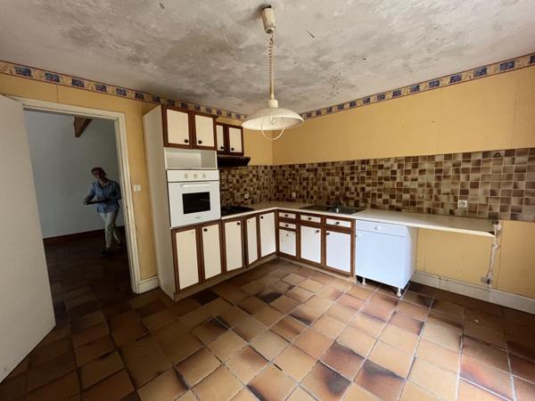 Maison à vendre |  Châteaulin |  9 pièces | 232 m²