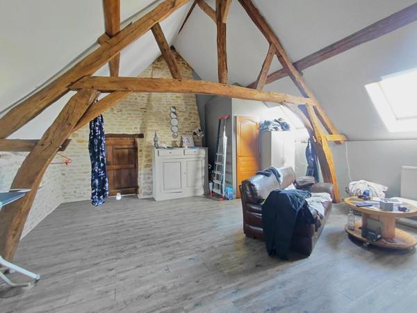 Maison à Arçonnay, 72610 - 7 pièces 203m²