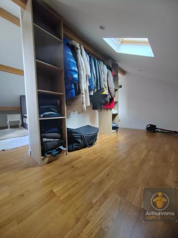 Vente                                                      Maison
                        
                     7 pièces                      113 m2                     à Vaujours