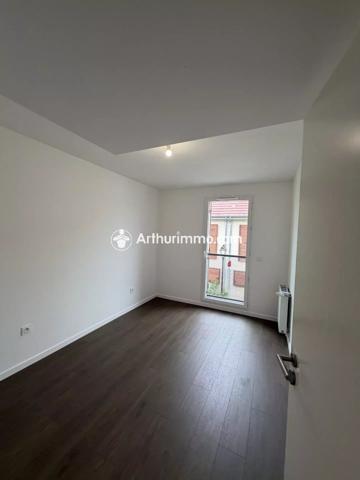 Location                                                      Appartement
                        
                     3 pièces                      64 m2                     à Ormoy