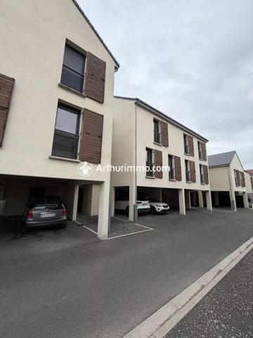 Location                                                      Appartement
                        
                     3 pièces                      64 m2                     à Ormoy