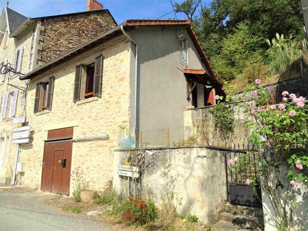 Maison en pierres avec garage