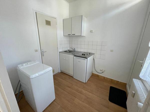 Appartement à vendre    1 pièce • 16,89 m2 Soisy-sur-Seine