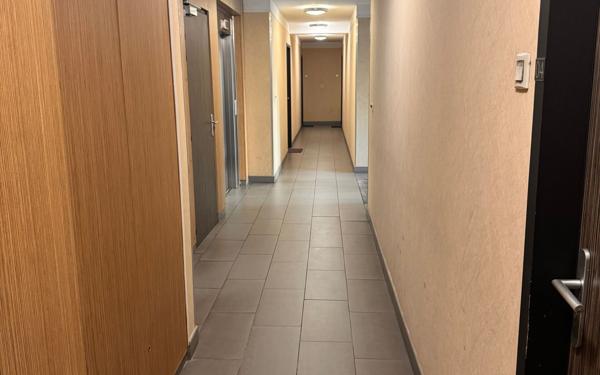 Appartement à vendre    2 pièces • 46 m2 Amiens