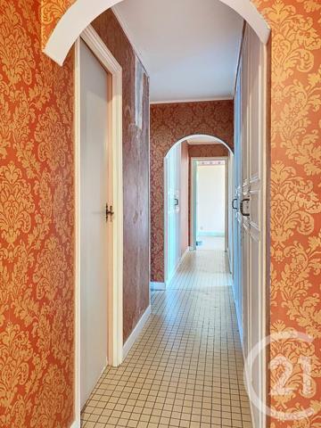 Appartement F5 à vendre  5 pièces - 97,23 m2 GARGES LES GONESSE - 95