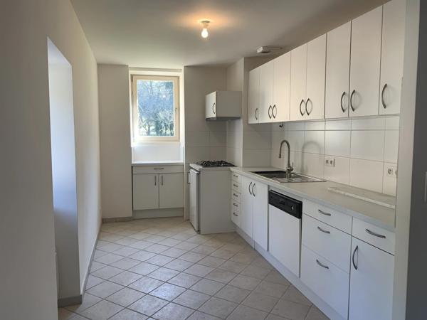 Propriété de charme avec maison d'amis, piscine et dépendances en Dordogne