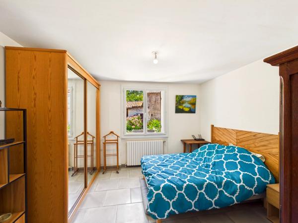 Propriété de charme avec maison d'amis, piscine et dépendances en Dordogne
