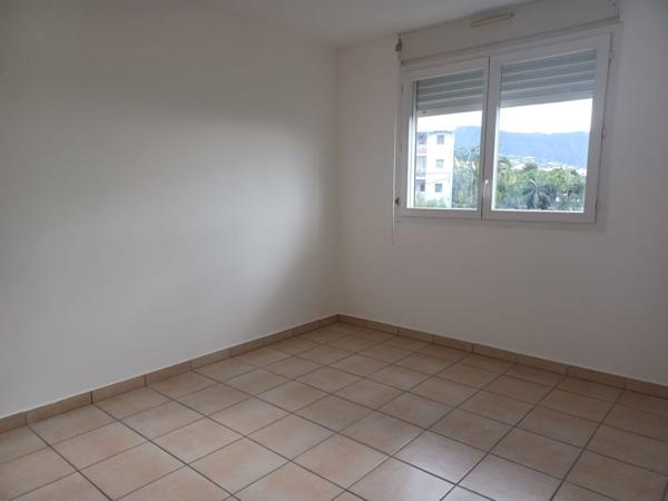 Location
                Appartement51 m² - 2 Pièces -
                    STE CLOTILDE (97490)