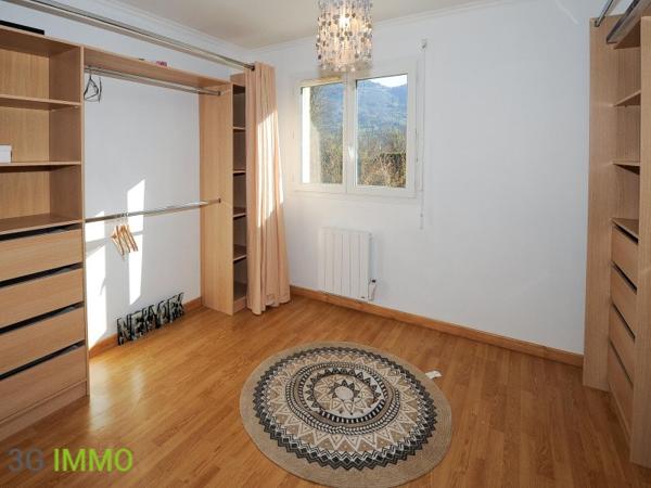 Vente / Maison et grand terrain
