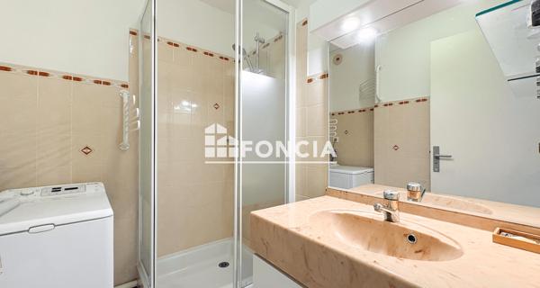 À vendre Appartement 4 pièces 59.35 m² - Six-fours-les-plages 83140