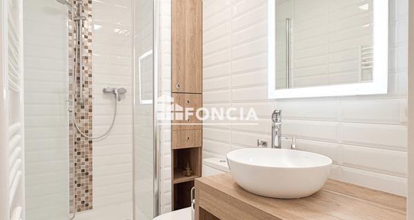 À vendre Appartement 4 pièces 59.35 m² - Six-fours-les-plages 83140