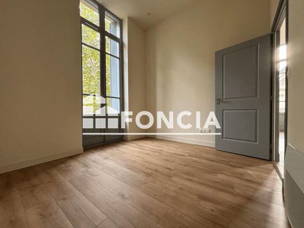 Location Appartement 3 pièces 62.3 m² - 4 bis Bd des Arènes Nimes 30000