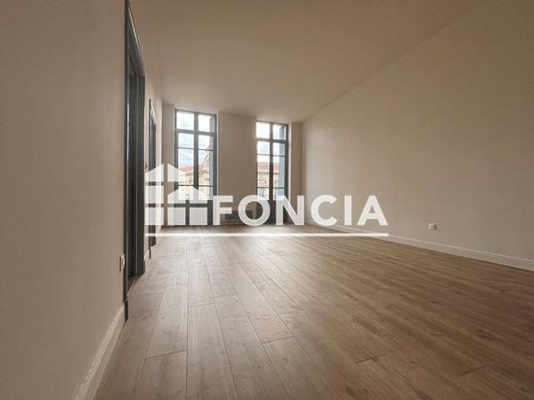 Location Appartement 3 pièces 62.3 m² - 4 bis Bd des Arènes Nimes 30000