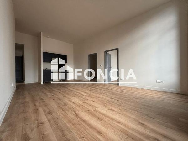 Location Appartement 3 pièces 62.3 m² - 4 bis Bd des Arènes Nimes 30000