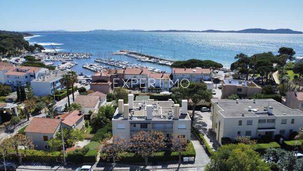 Carqueiranne (83320) Appartement en rez-de-jardin au Port de Carqueiranne