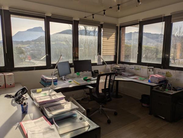 Local/bureau à louer BARBERAZ (73) 154 m²