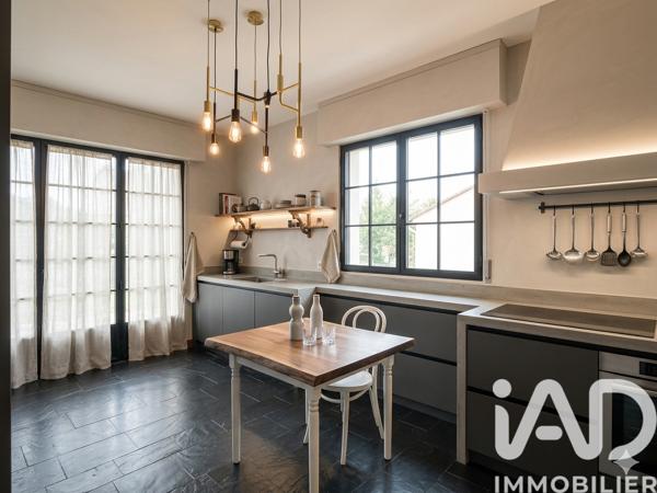 Maison à vendre 10 pièces 180 m² Ablon-sur-Seine