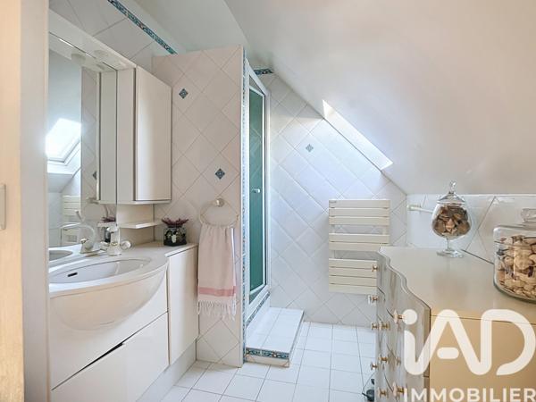 Maison à vendre 7 pièces 130 m² Chevry-Cossigny