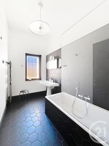 Maison à vendre  6 pièces - 220,56 m2 PUISSERGUIER - 34