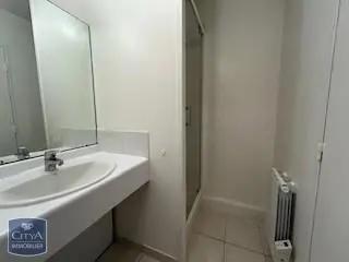 Appartement à louer 2 pièces 43.97m²