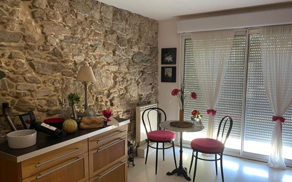 Maison à vendre    4 pièces • 107 m2 La Chapelle-des-Marais