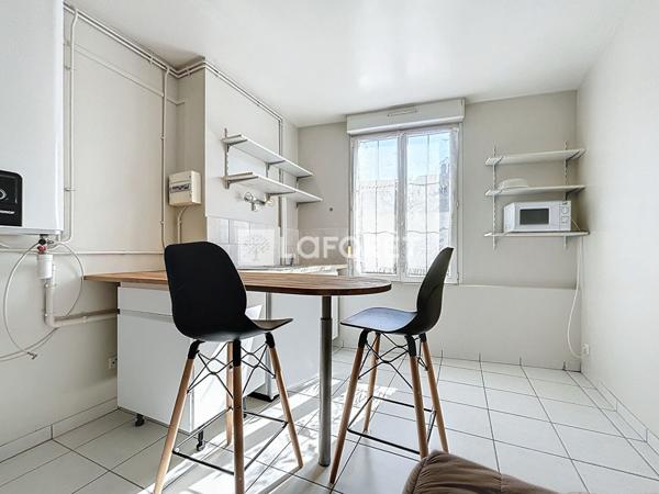 Location appartement près de STE MENEHOULD - 1 pièce(s) - 15 m² - 290 €/mois