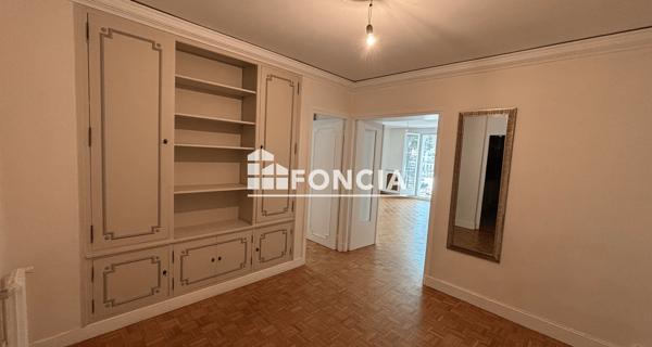 À vendre Appartement 5 pièces 124.47 m² - Versailles 78000